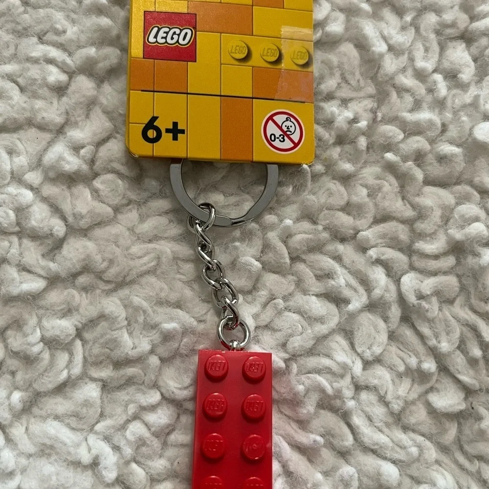 Red Brick Keychain - Picture 8 of 9